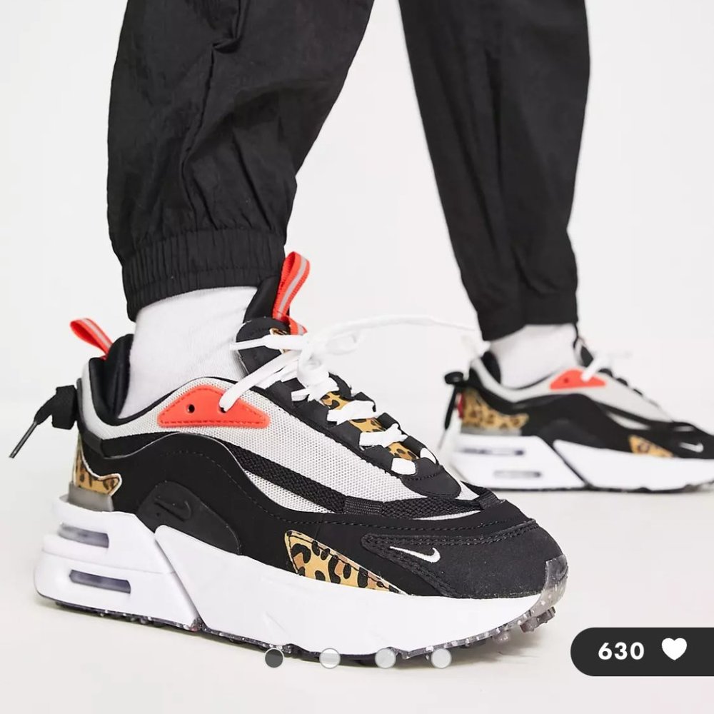 BNIB Nike Air Max Furyosa - Black/White/Red Women's 7.5